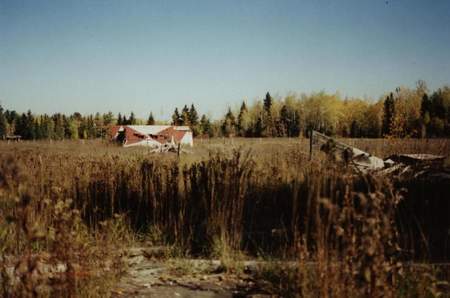 Hiawatha Drive-In Theatre - Field Snackbar 1998 Courtesy Eric Scott